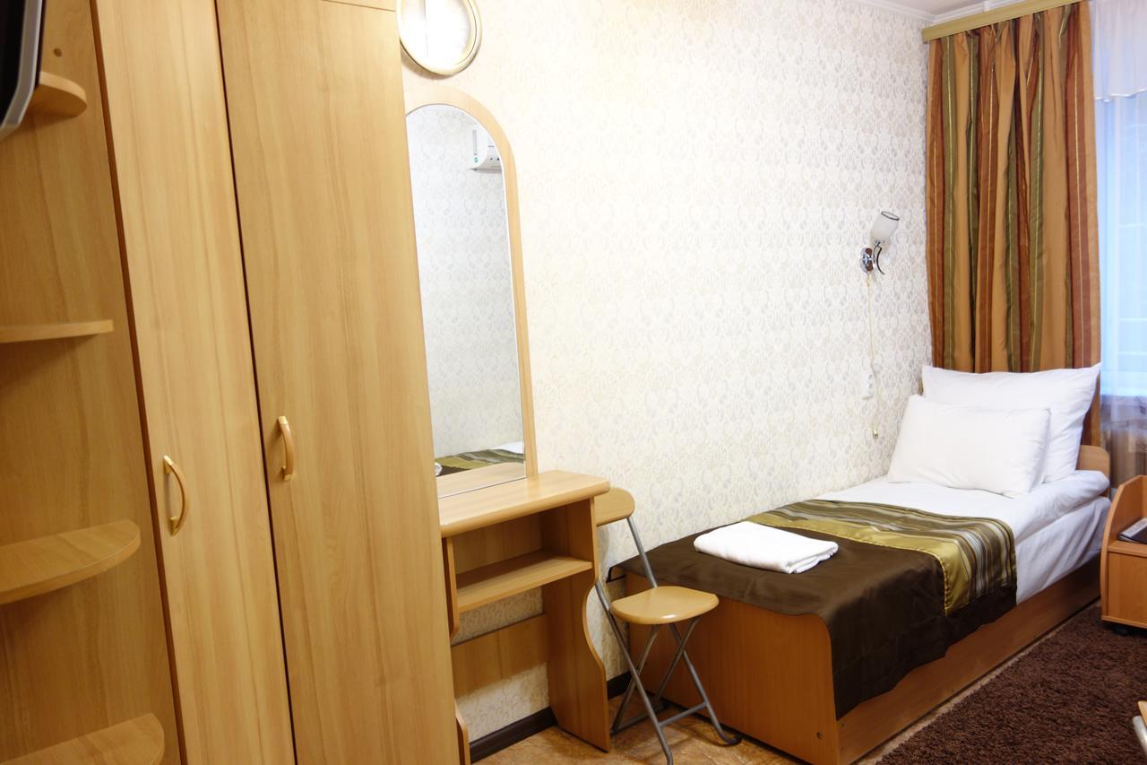 Enrico Hotel Dnipro Exterior photo