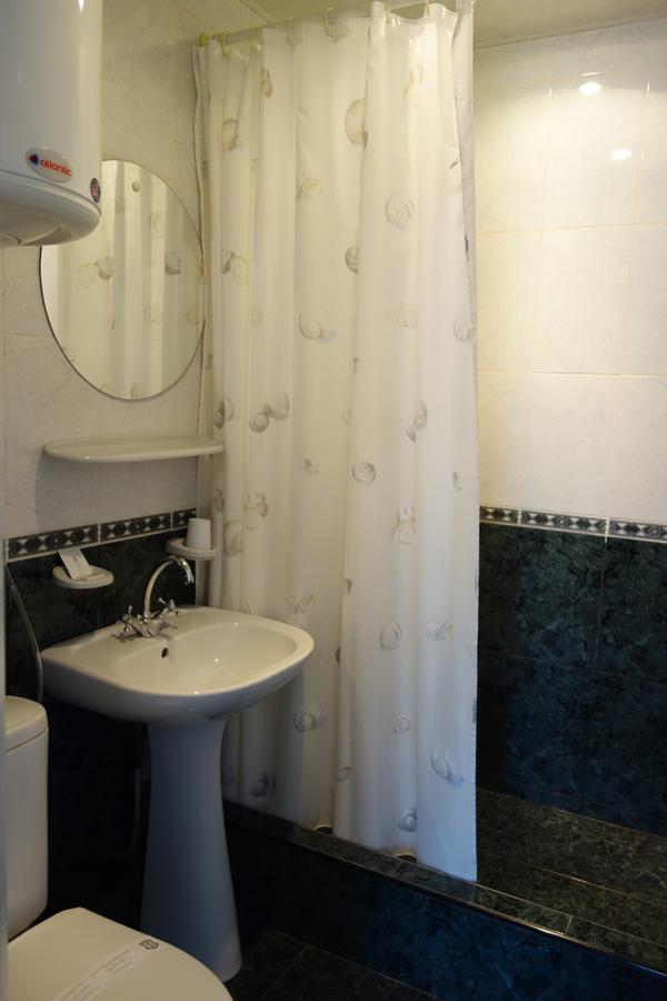 Enrico Hotel Dnipro Exterior photo