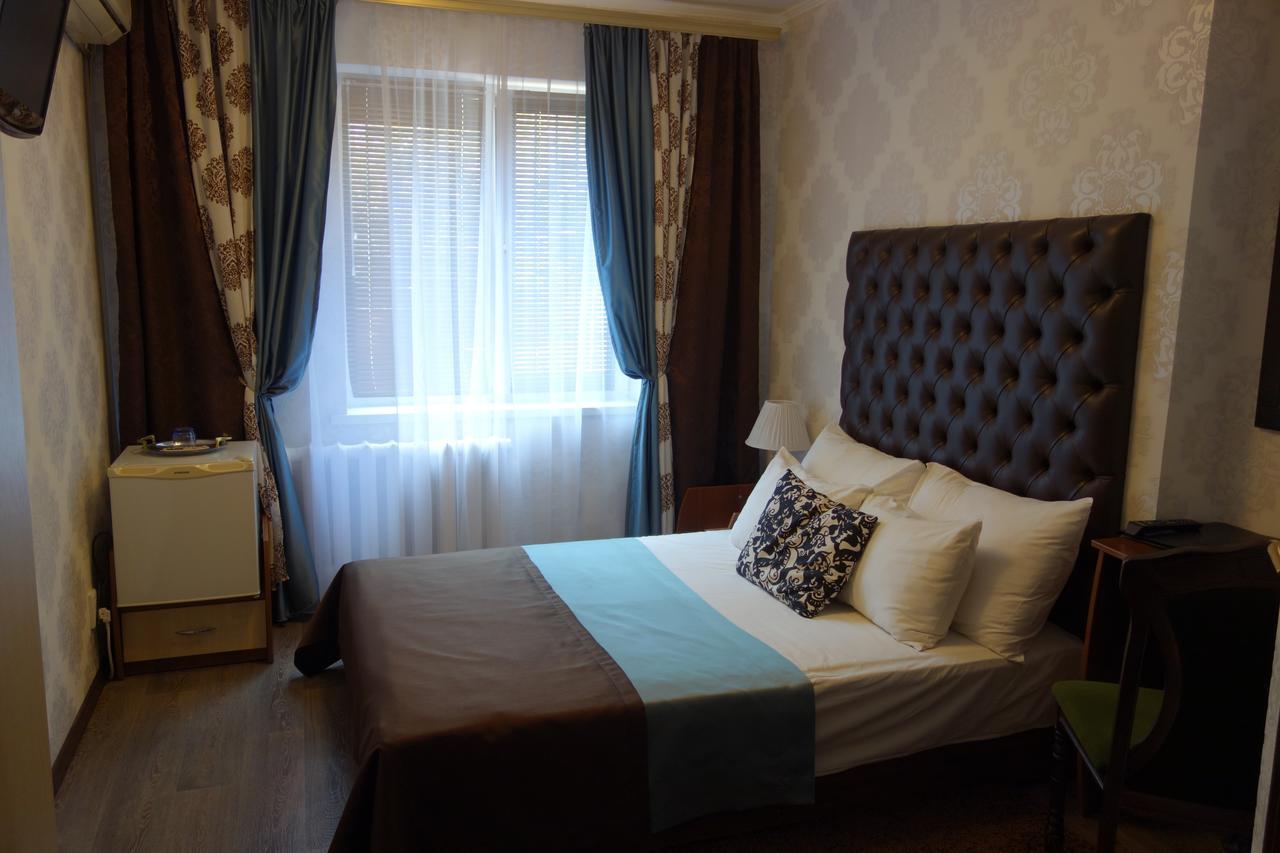 Enrico Hotel Dnipro Exterior photo